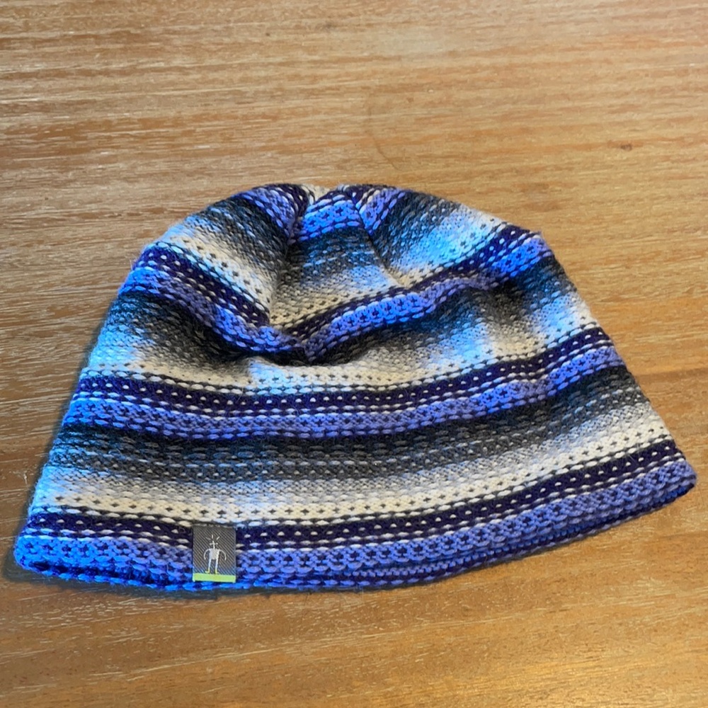 Smartwool beanie purple black grey.  Genuine wool.  Women’s